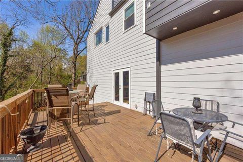 Single Family Residence in Roswell GA 10845 Shallowford Road 6.jpg