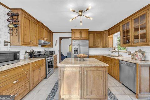 Single Family Residence in Roswell GA 10845 Shallowford Road 51.jpg