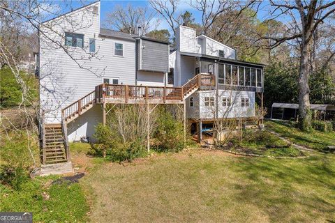 Single Family Residence in Roswell GA 10845 Shallowford Road 3.jpg