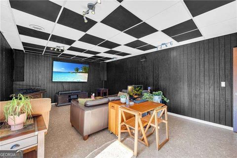 Single Family Residence in Roswell GA 10845 Shallowford Road 86.jpg
