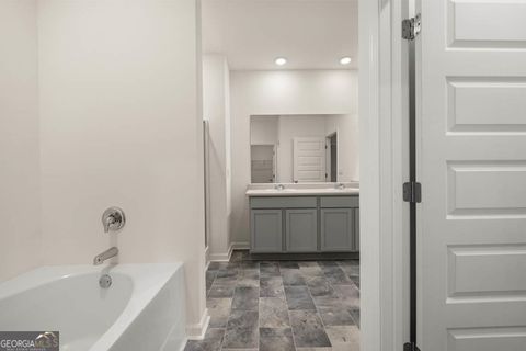 Single Family Residence in Bonaire GA 115 Ike Court 35.jpg