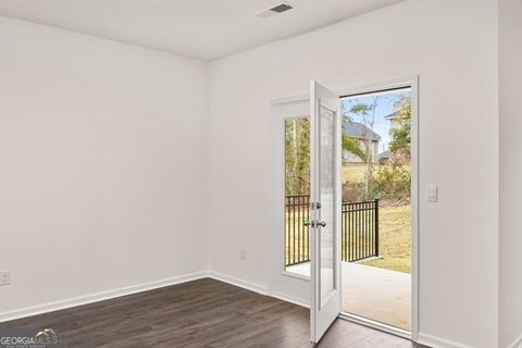 Single Family Residence in Bonaire GA 115 Ike Court 13.jpg