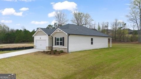 Single Family Residence in Bonaire GA 115 Ike Court 3.jpg
