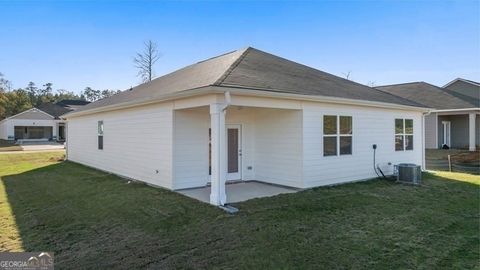 Single Family Residence in Bonaire GA 115 Ike Court 44.jpg