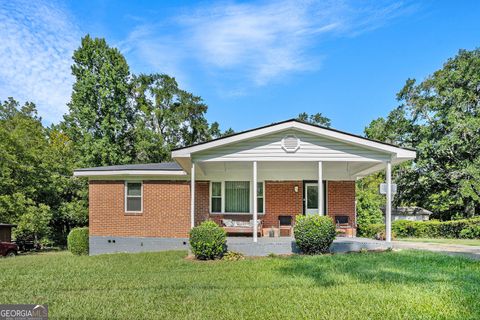 Single Family Residence in Union City GA 6697 Gresham Street.jpg