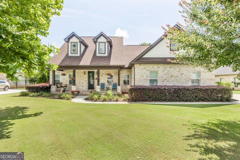 Single Family Residence in Kathleen GA 105 Waters Edge Court.jpg