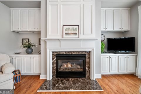 Single Family Residence in Cumming GA 1435 Harburn Court 13.jpg