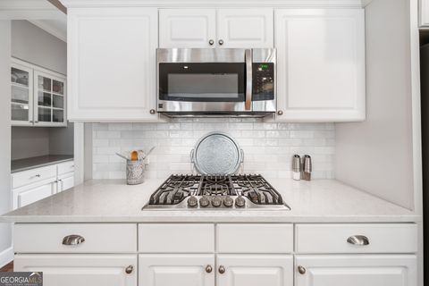 Single Family Residence in Cumming GA 1435 Harburn Court 9.jpg