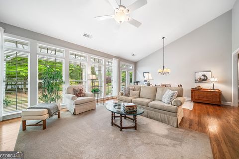 Single Family Residence in Cumming GA 1435 Harburn Court 12.jpg
