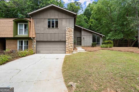 Townhouse in Roswell GA 225 Lakeview Ridge.jpg