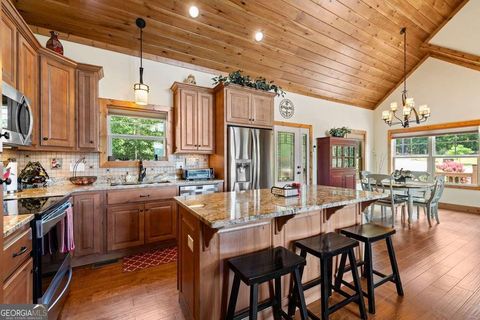 Single Family Residence in Blairsville GA 566 Tree Line Drive 5.jpg