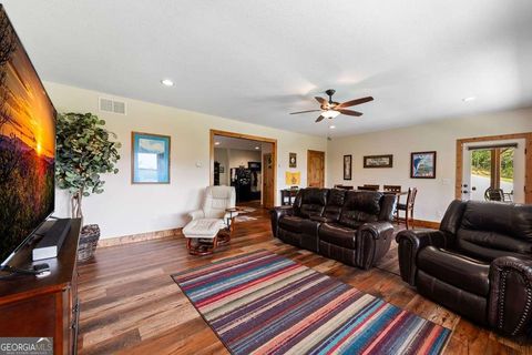 Single Family Residence in Blairsville GA 566 Tree Line Drive 21.jpg