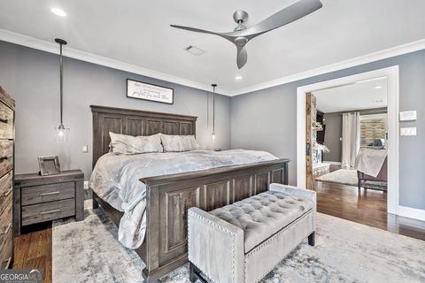 Single Family Residence in Roswell GA 10195 Kinross Road 21.jpg
