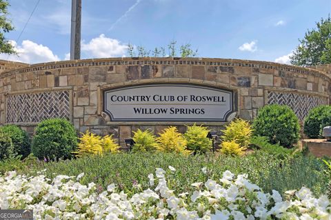 Single Family Residence in Roswell GA 10195 Kinross Road 42.jpg