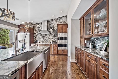 Single Family Residence in Roswell GA 10195 Kinross Road 12.jpg
