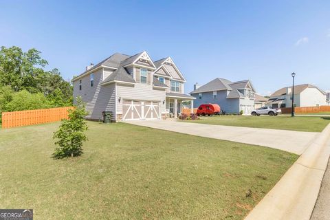 Single Family Residence in Bonaire GA 1502 Adirondac Way 1.jpg