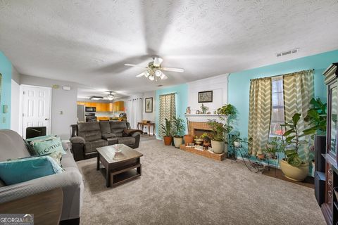 Single Family Residence in Cumming GA 5770 Millstone Drive 12.jpg