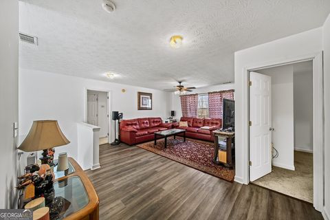 Single Family Residence in Cumming GA 5770 Millstone Drive 23.jpg