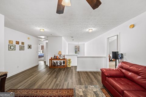Single Family Residence in Cumming GA 5770 Millstone Drive 25.jpg