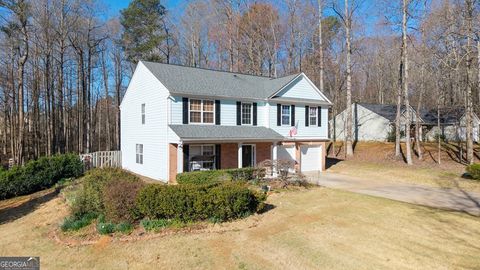 Single Family Residence in Cumming GA 5770 Millstone Drive 3.jpg