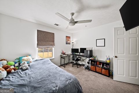 Single Family Residence in Cumming GA 5770 Millstone Drive 35.jpg