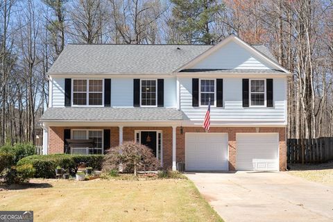 Single Family Residence in Cumming GA 5770 Millstone Drive.jpg