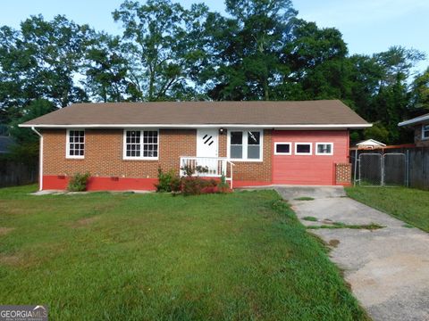 Single Family Residence in Lake City GA 5243 Eubanks Drive.jpg
