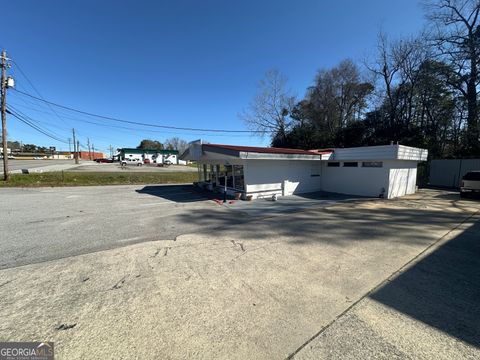  in Sylvania GA 611 & 613 W Ogeechee Street.jpg