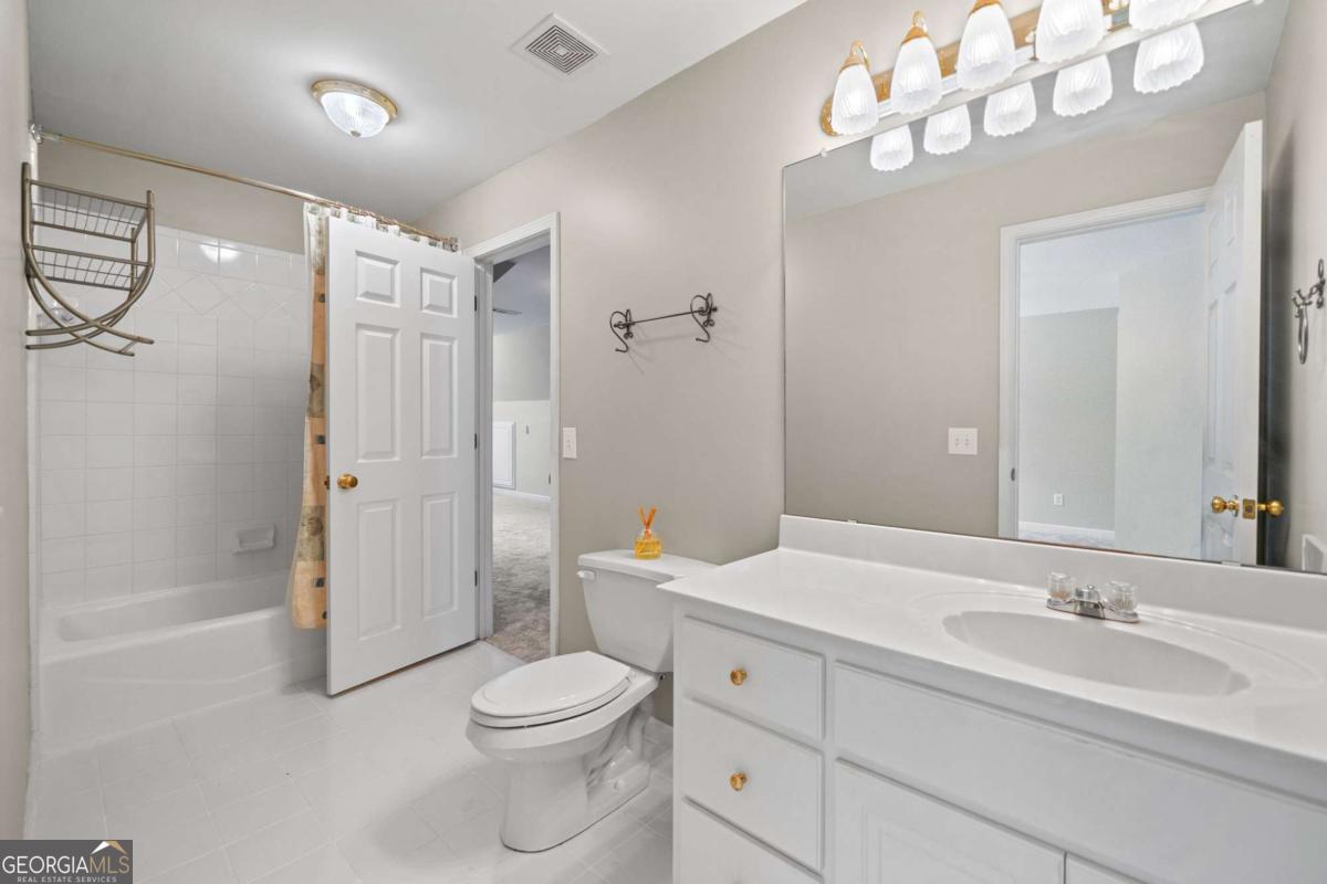 Single Family Residence in Milton GA 515 N Burgess Trail 52.jpg