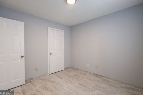 Single Family Residence in Bonaire GA 213 Kentshire Lane 16.jpg