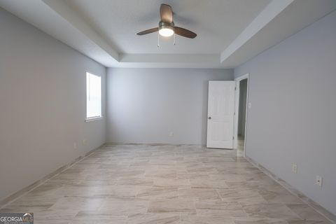 Single Family Residence in Bonaire GA 213 Kentshire Lane 9.jpg