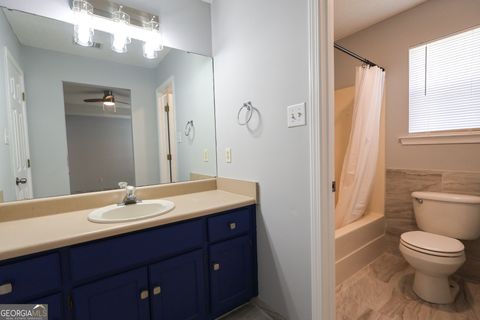 Single Family Residence in Bonaire GA 213 Kentshire Lane 11.jpg