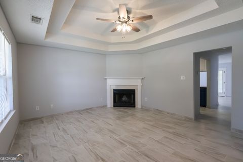Single Family Residence in Bonaire GA 213 Kentshire Lane 2.jpg