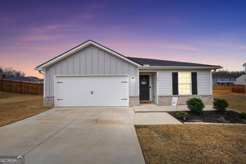Single Family Residence in Milner GA 109 Maple Drive.jpg
