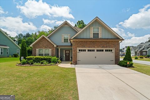 Single Family Residence in Carrollton GA 207 Brookstone Drive.jpg