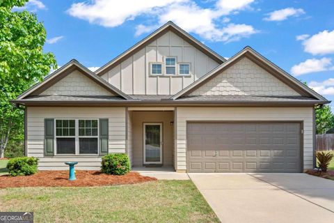 Single Family Residence in Dallas GA 60 Palace Point.jpg