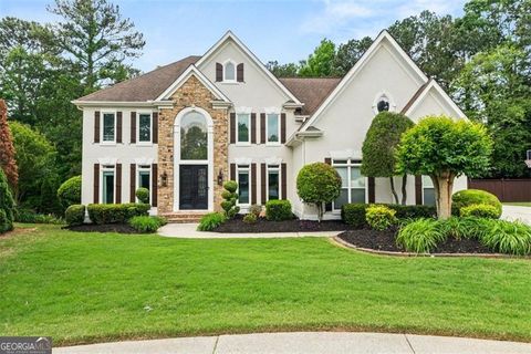 Single Family Residence in Alpharetta GA 1008 STREAM VALLEY Court.jpg
