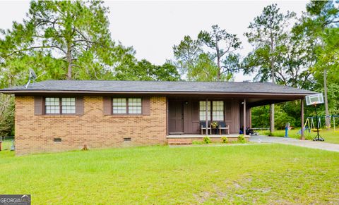 Single Family Residence in Eastman GA 5534 Russell Avenue.jpg