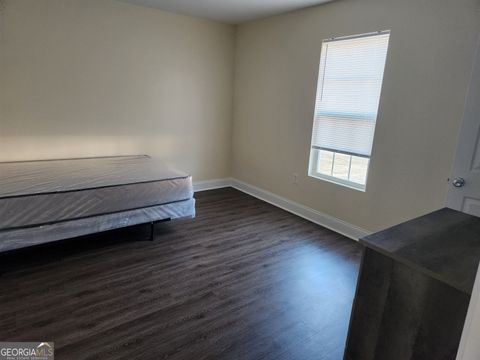 Triplex in Fort Valley GA 116 Ronald Pride Boulevard 21.jpg