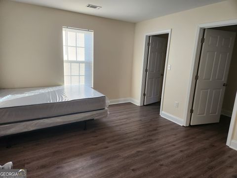 Triplex in Fort Valley GA 116 Ronald Pride Boulevard 16.jpg