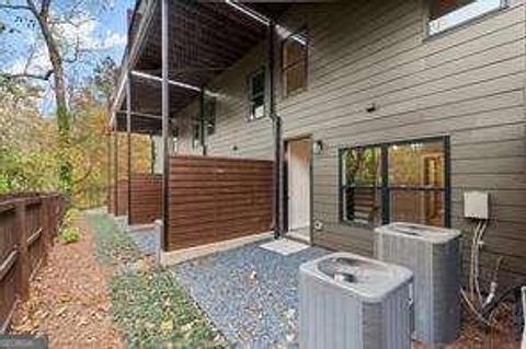 Townhouse in Atlanta GA 2329 Mason Drive #D24 59.jpg