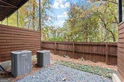 Townhouse in Atlanta GA 2329 Mason Drive #D24 58.jpg