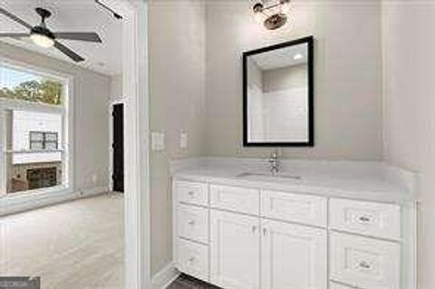 Townhouse in Atlanta GA 2329 Mason Drive #D24 43.jpg