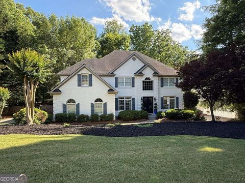 Single Family Residence in Roswell GA 220 Foxley Way.jpg