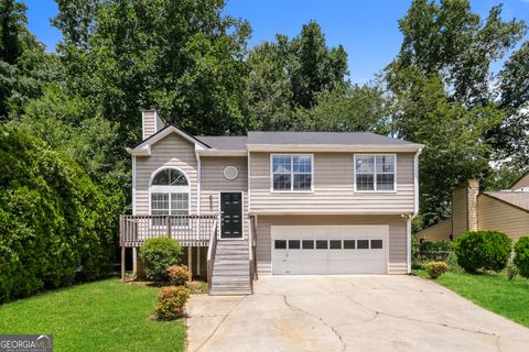 Single Family Residence in Norcross GA 2375 Anamanda Close.jpg