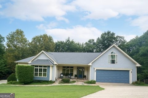 Single Family Residence in Cleveland GA 221 Grand View Drive.jpg