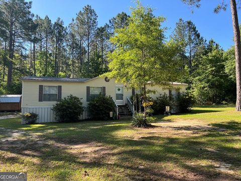 Mobile Home in Cochran GA 166 Pebble Hills Road.jpg