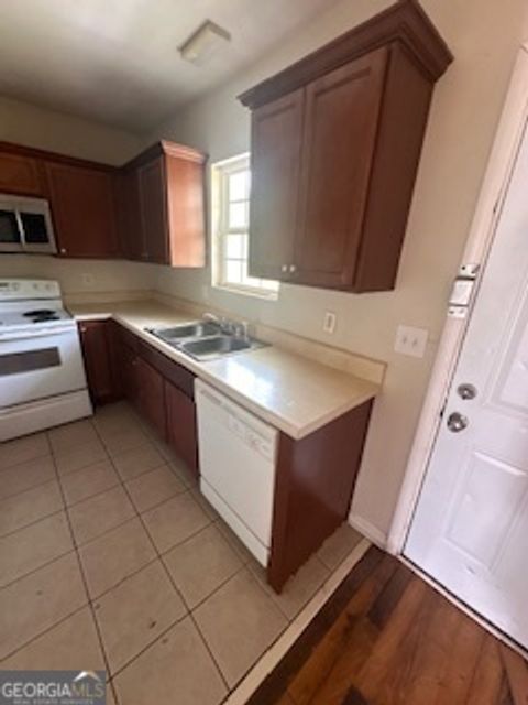 Townhouse in Monroe GA 625 Mill Stone Bluff #A 5.jpg