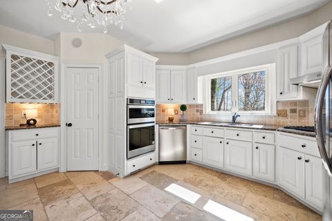 Single Family Residence in Alpharetta GA 630 Oakstone Court 15.jpg