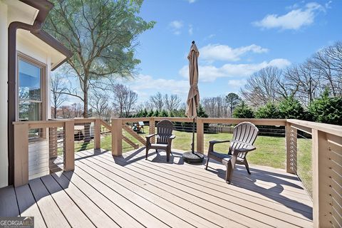 Single Family Residence in Alpharetta GA 630 Oakstone Court 11.jpg